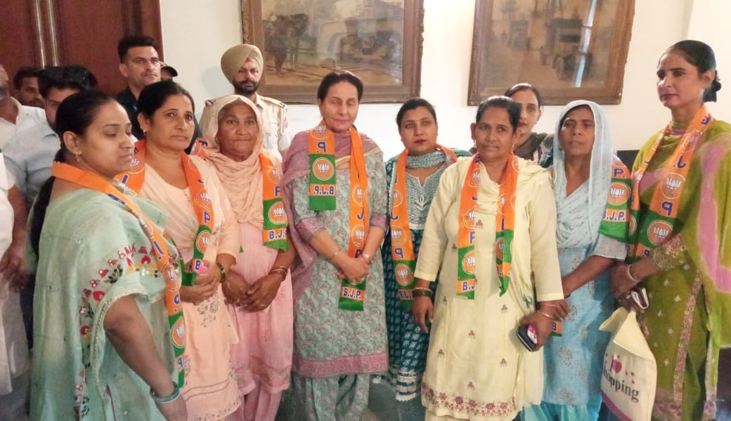 ਪ੍ਰਨੀਤ ਕੌਰ ਦੀ ਮੌਜੂਦਗੀ ਵਿੱਚ ਕਈ ਪਰਿਵਾਰਾਂ ਨੇ ਫੜਿਆ ਭਾਜਪਾ ਦਾ ਪੱਲਾ 
